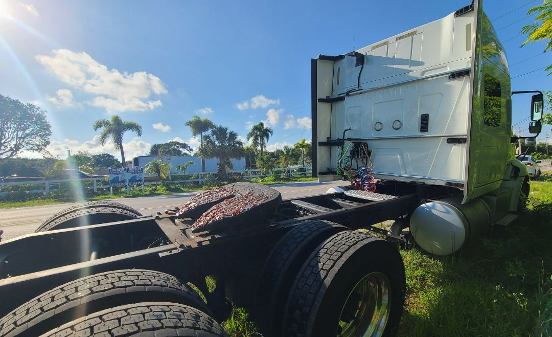 2015 INTERNATIONAL Prostar + 113 - Image 5